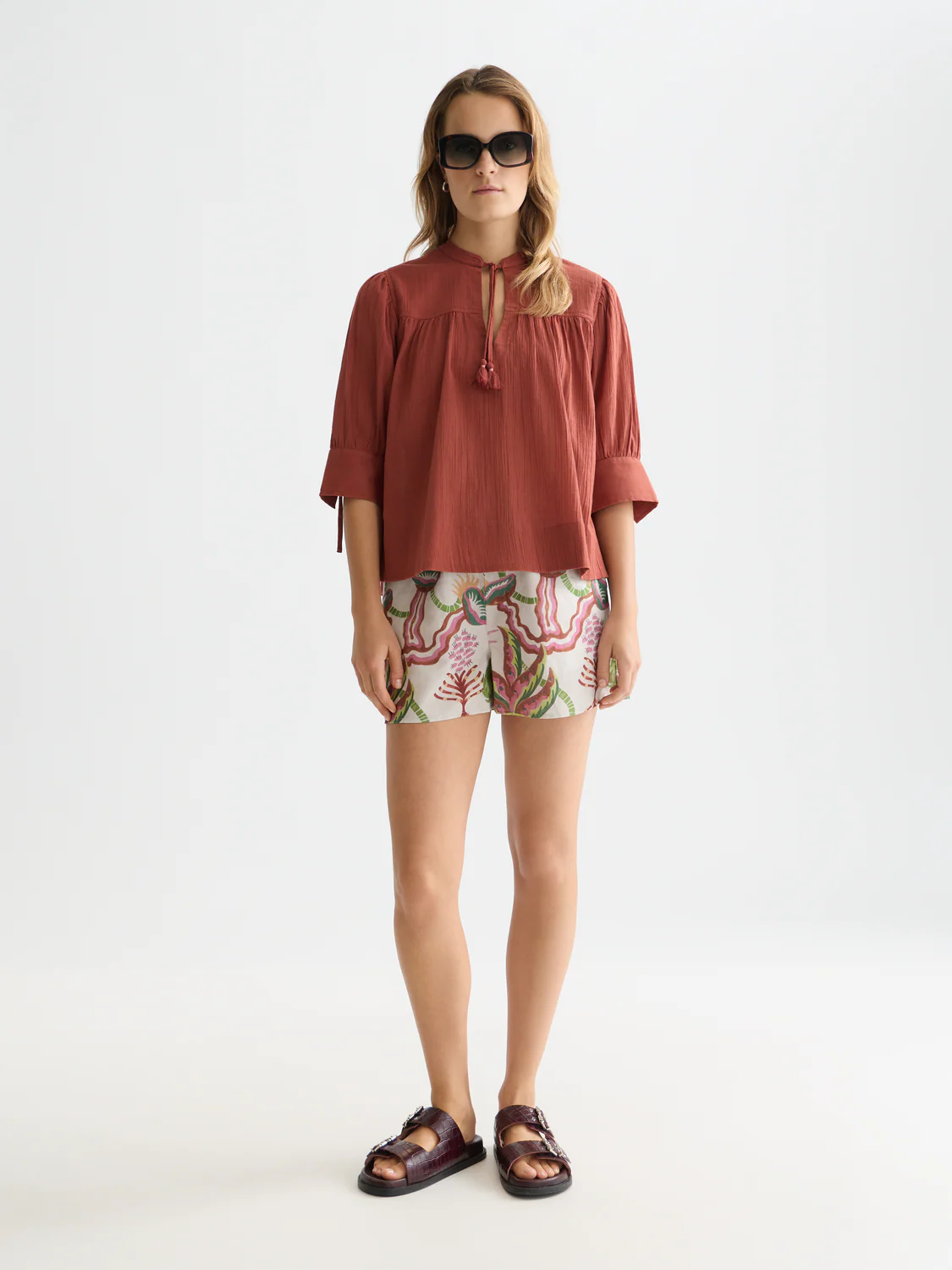 Relaxed blouse with gathers - Image 2
