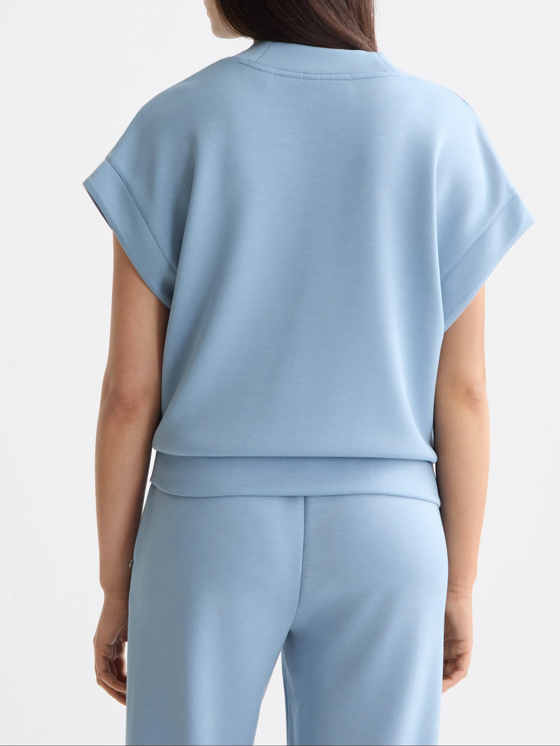V-neck sleeveless modal sweatshirt - Image 15