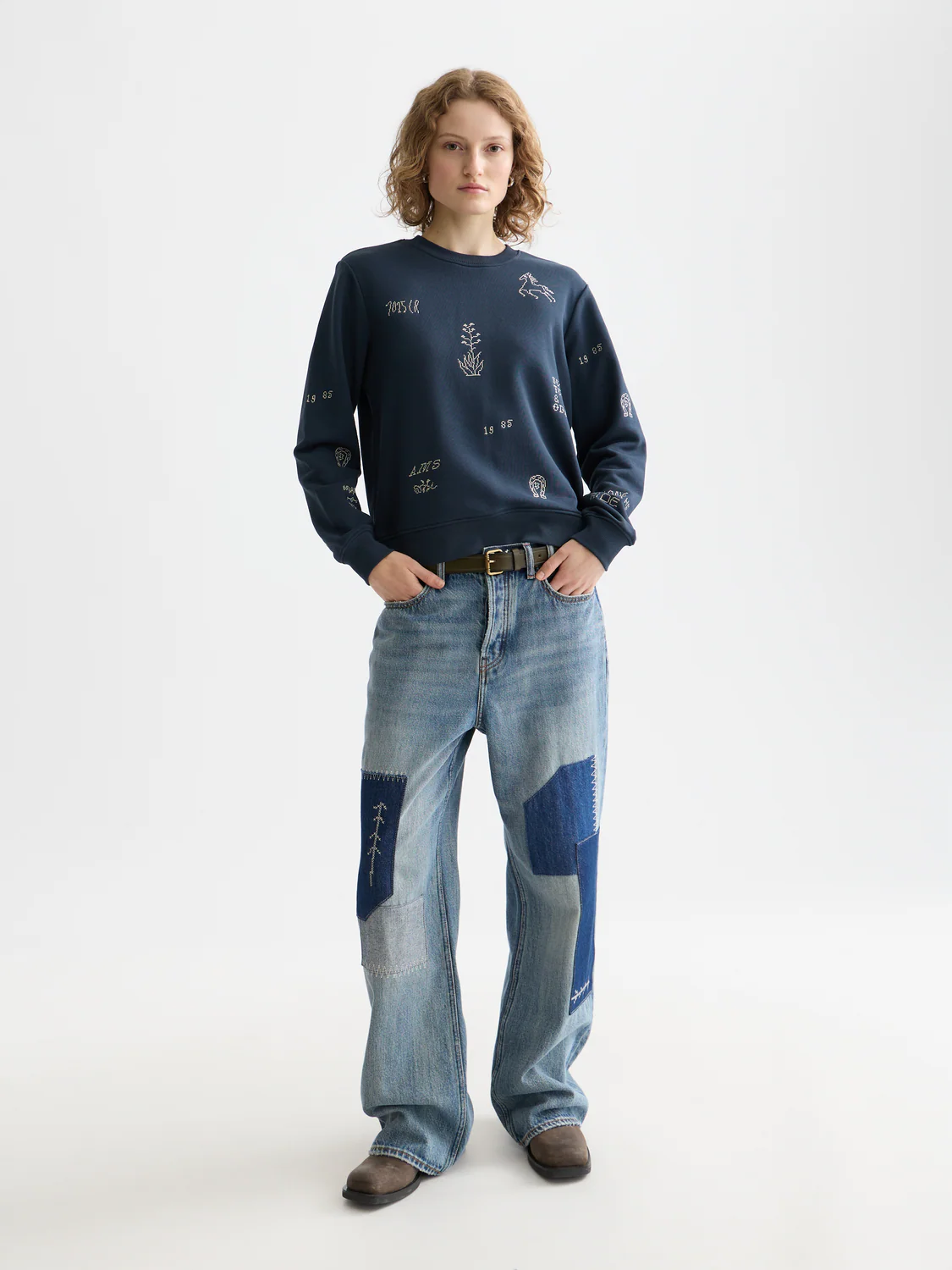 Embroidered sweatshirt - Image 2