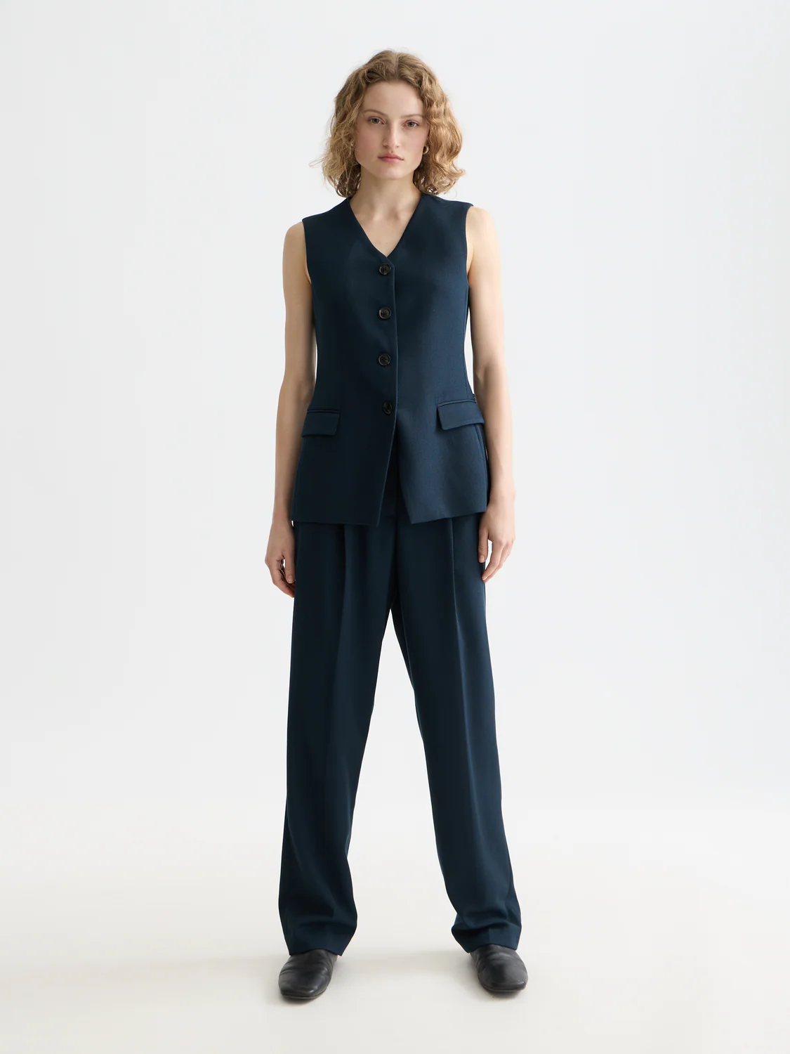 Tailored gilet - Image 2