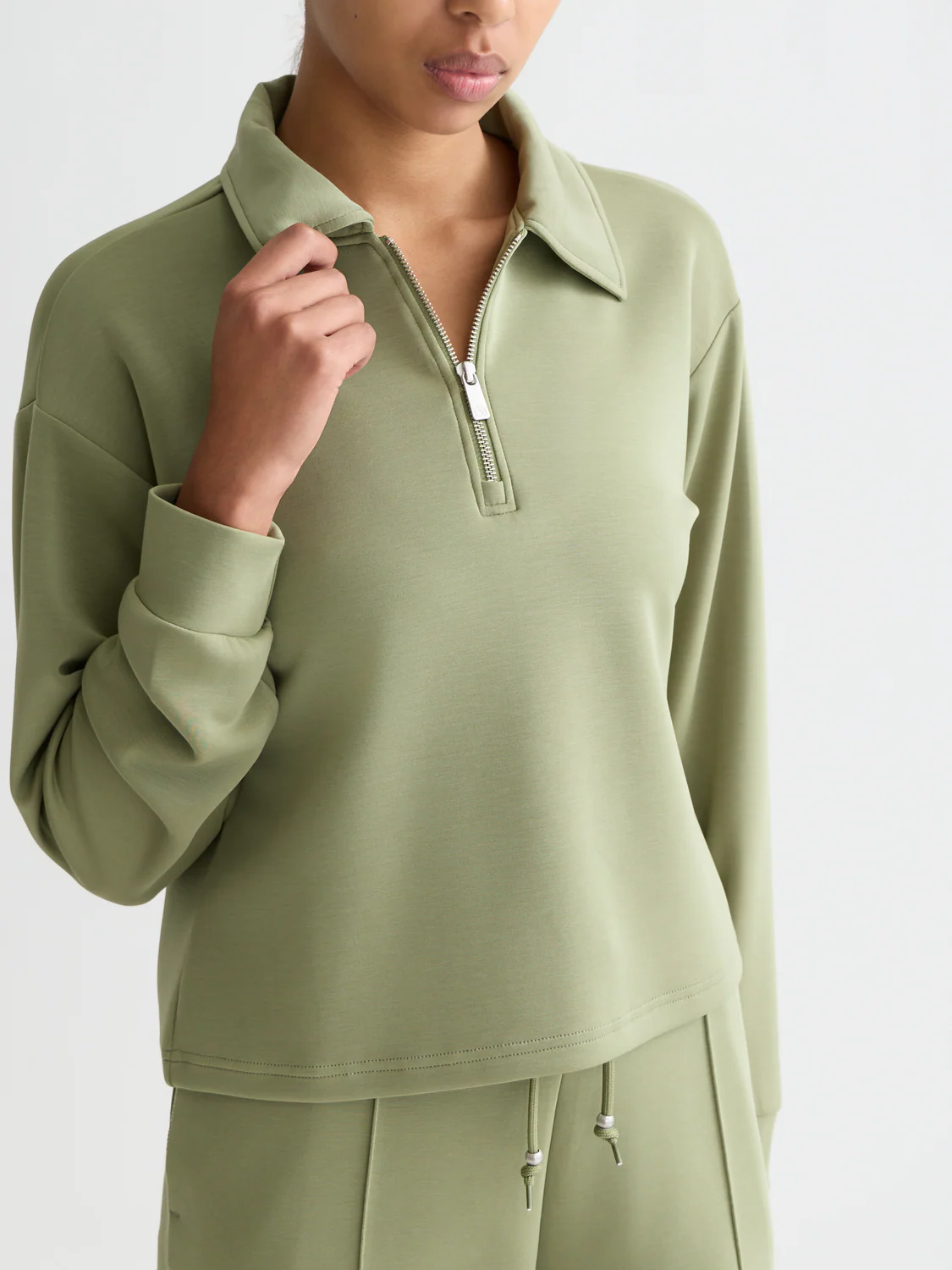 Zip-up sweatshirt - Image 10