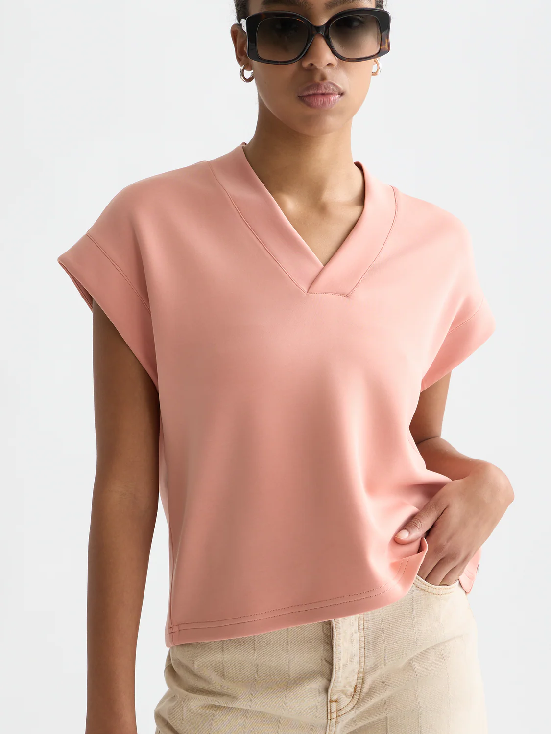 Tencel V-neck short sleeve sweatshirt - Image 10
