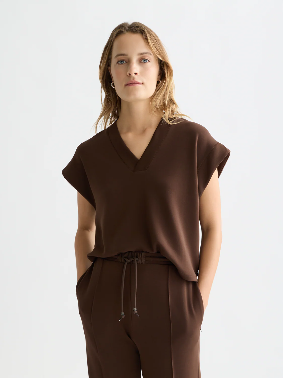 Tencel V-neck short sleeve sweatshirt - Image 15