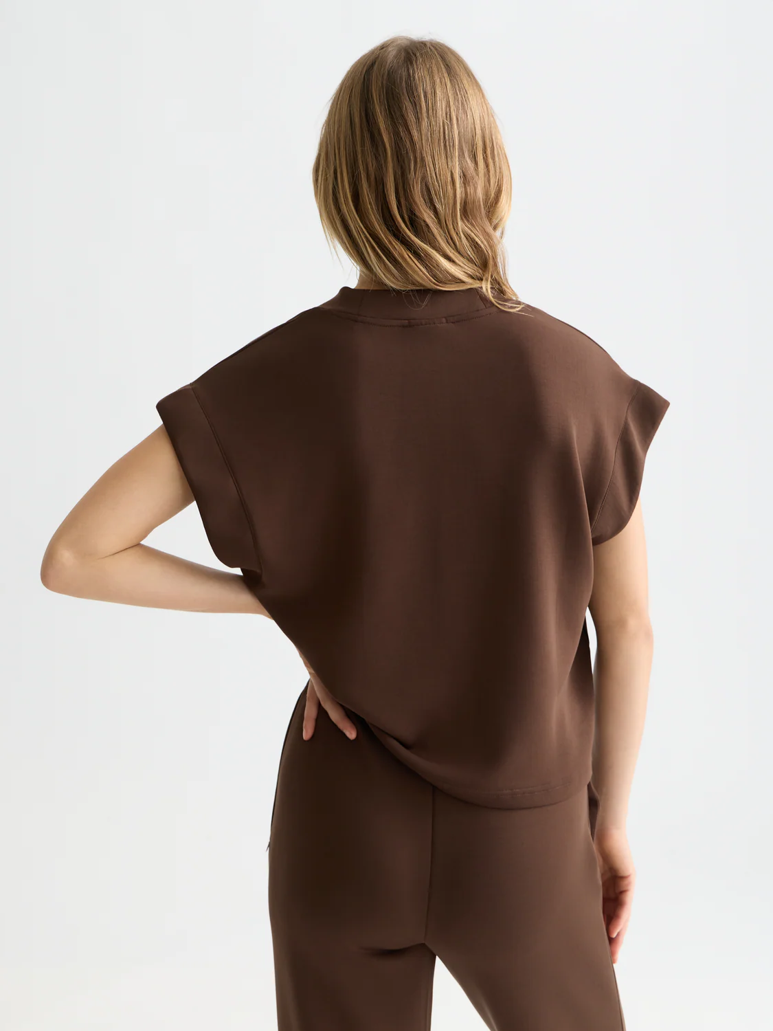 Tencel V-neck short sleeve sweatshirt - Image 18