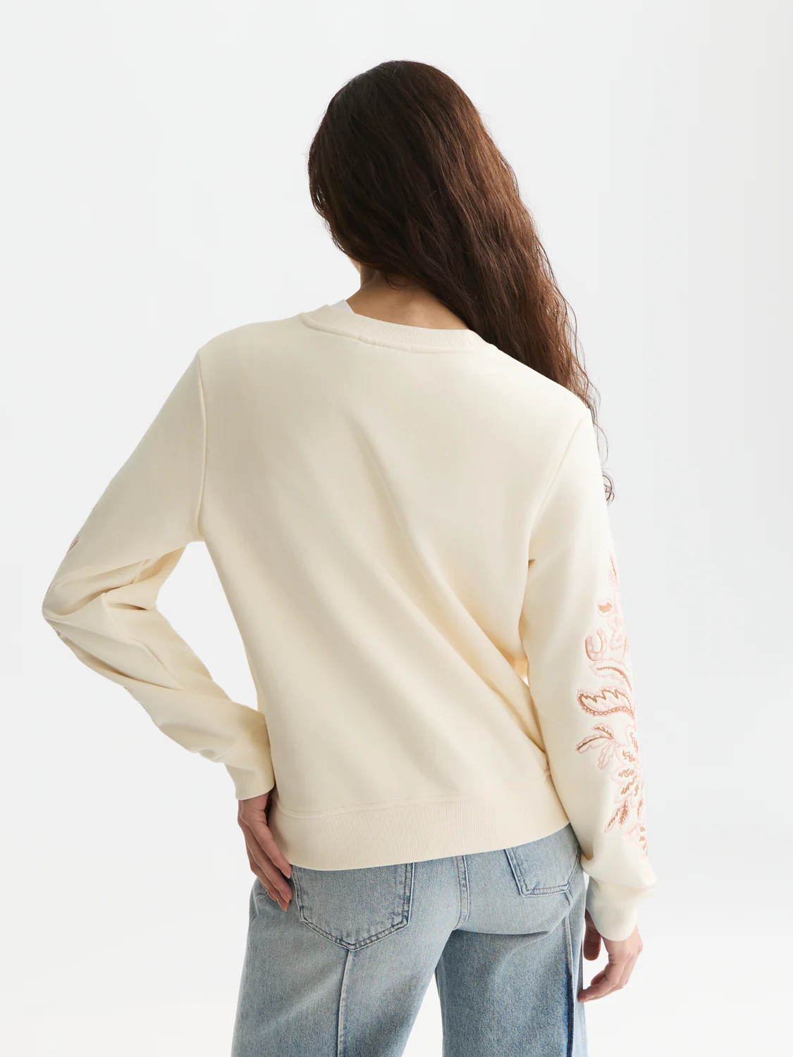 Embroidered sweatshirt - Image 11