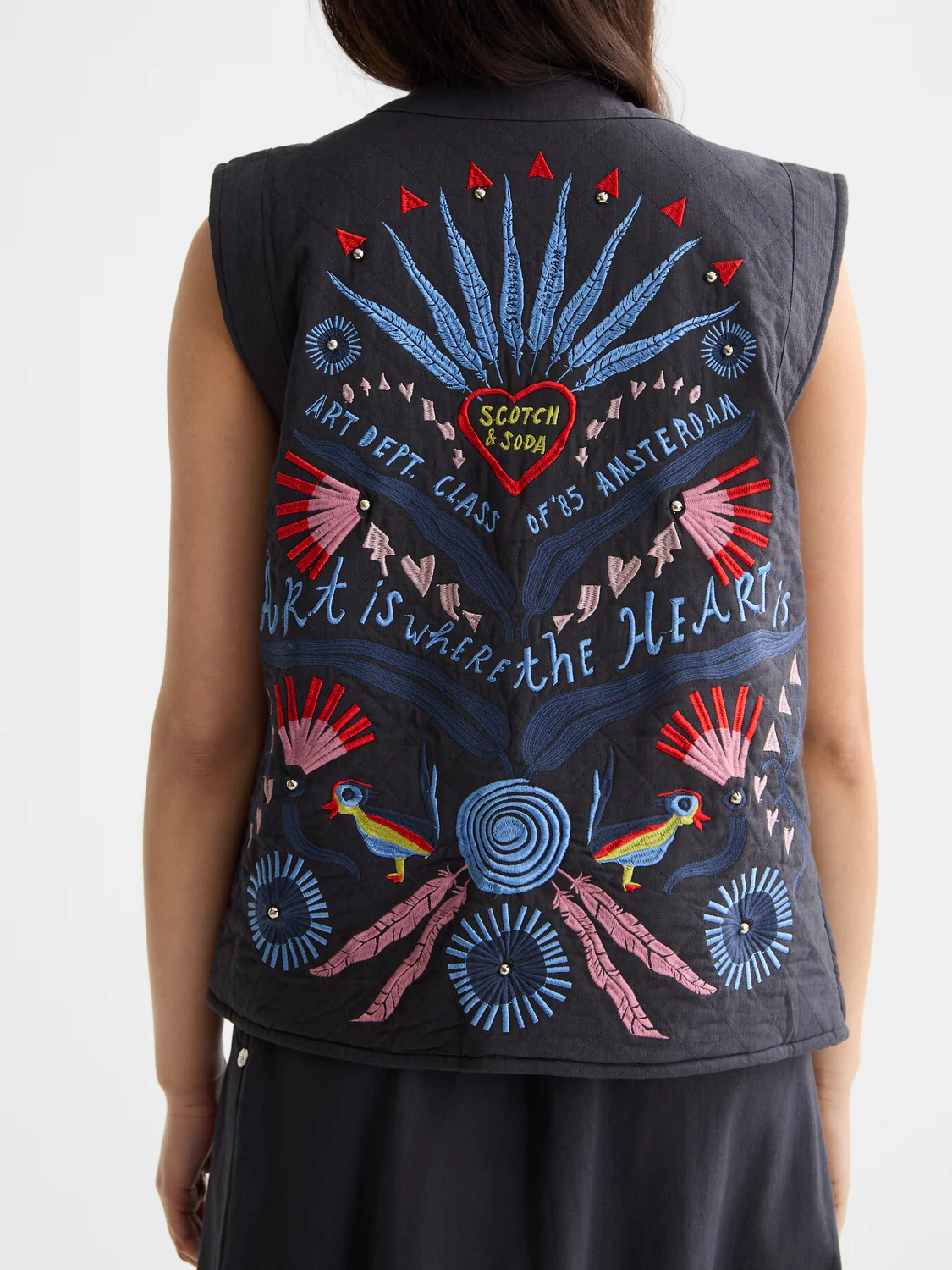 Embroidered gilet - Image 3