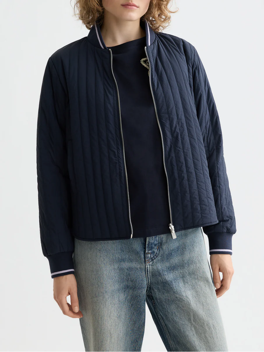 Reversible quilted bomber - Image 10
