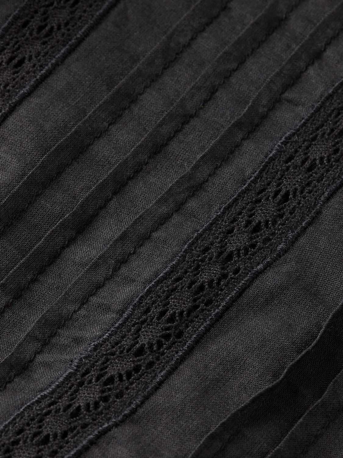 Maxi dress with lace details - Image 11