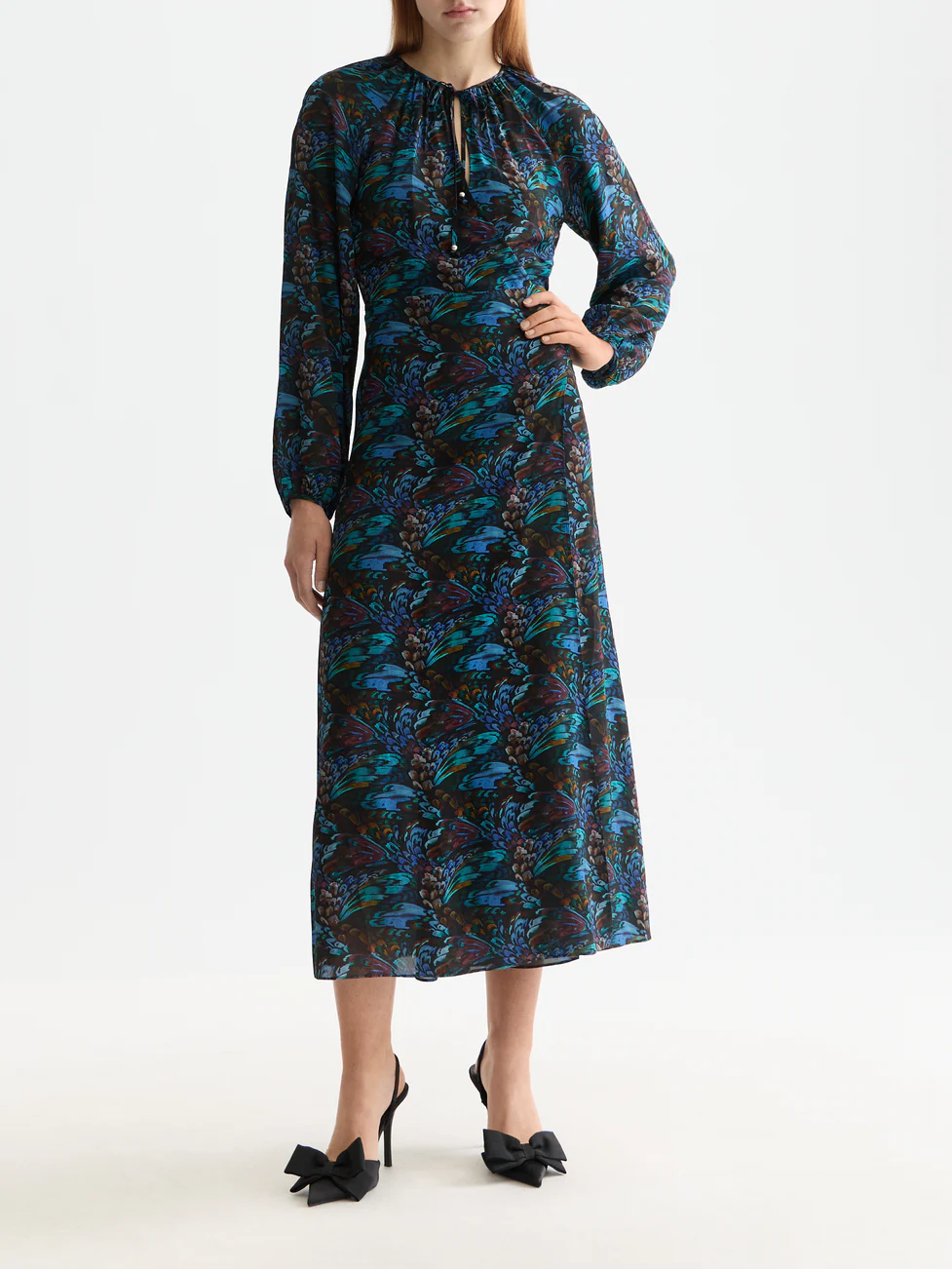 Midi wrap dress with key hole - Image 7