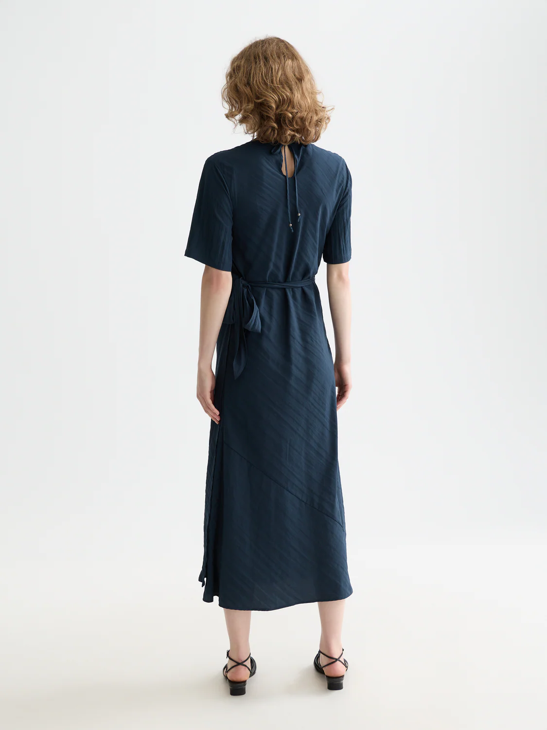 Tie wrap midi dress - Image 9