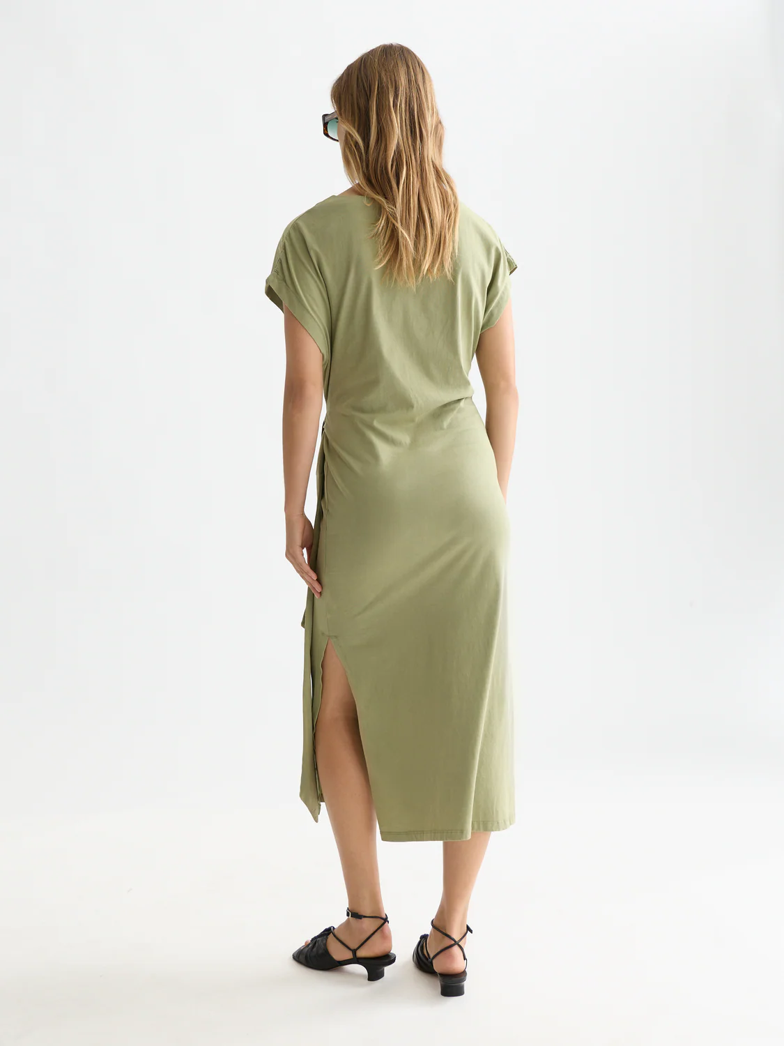 Knotted relaxed midi dress - Image 4