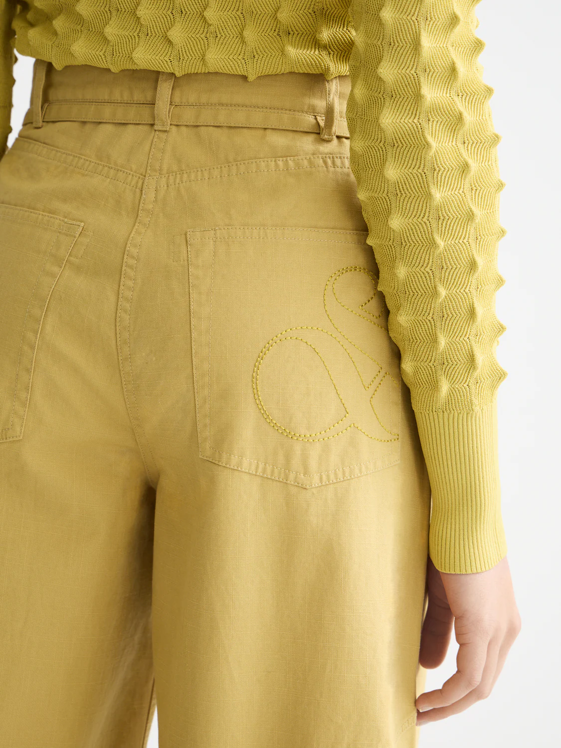 Lotus barrel leg seam detail pant - Image 3