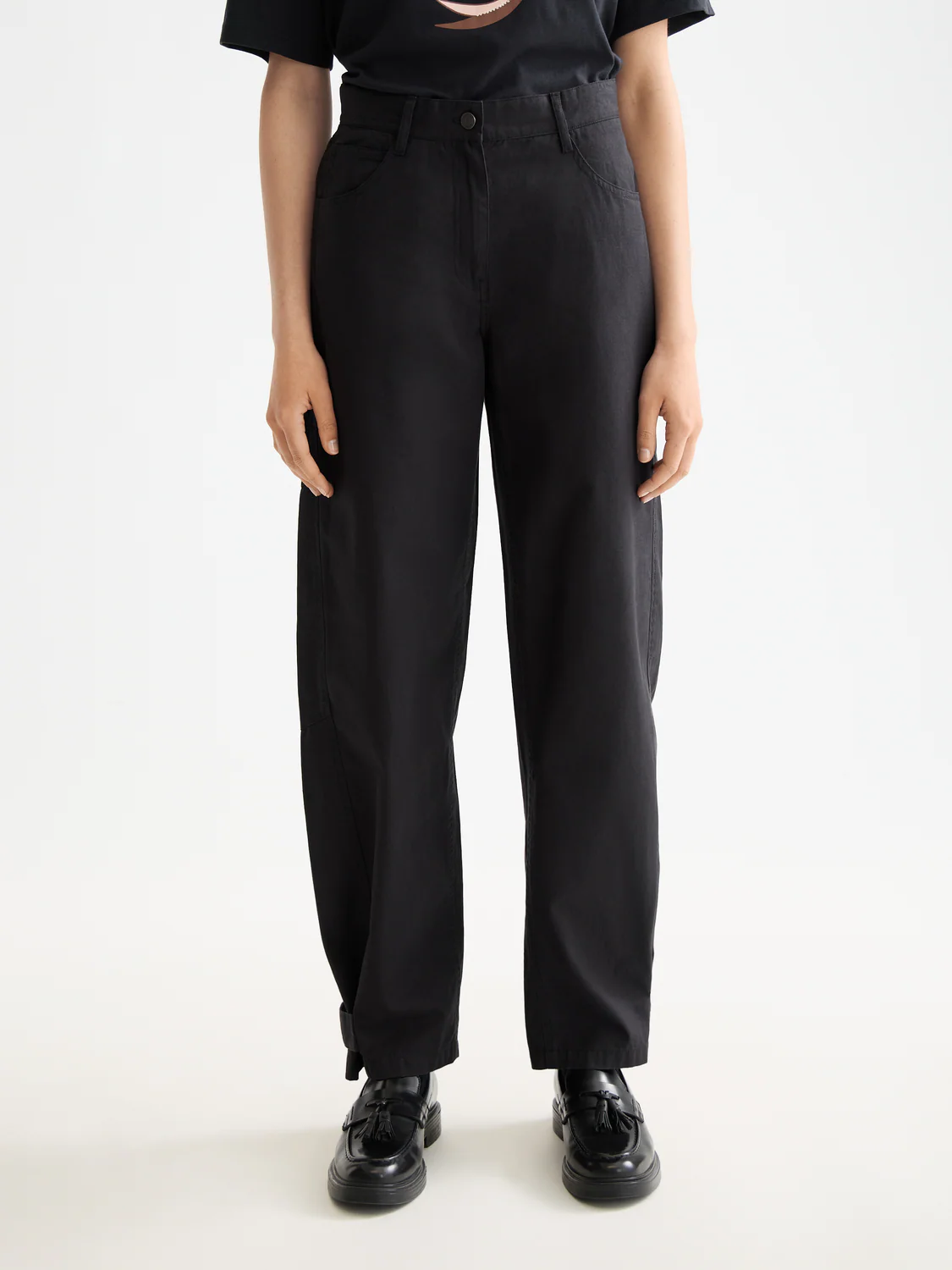 Lotus barrel leg seam detail pant - Image 9