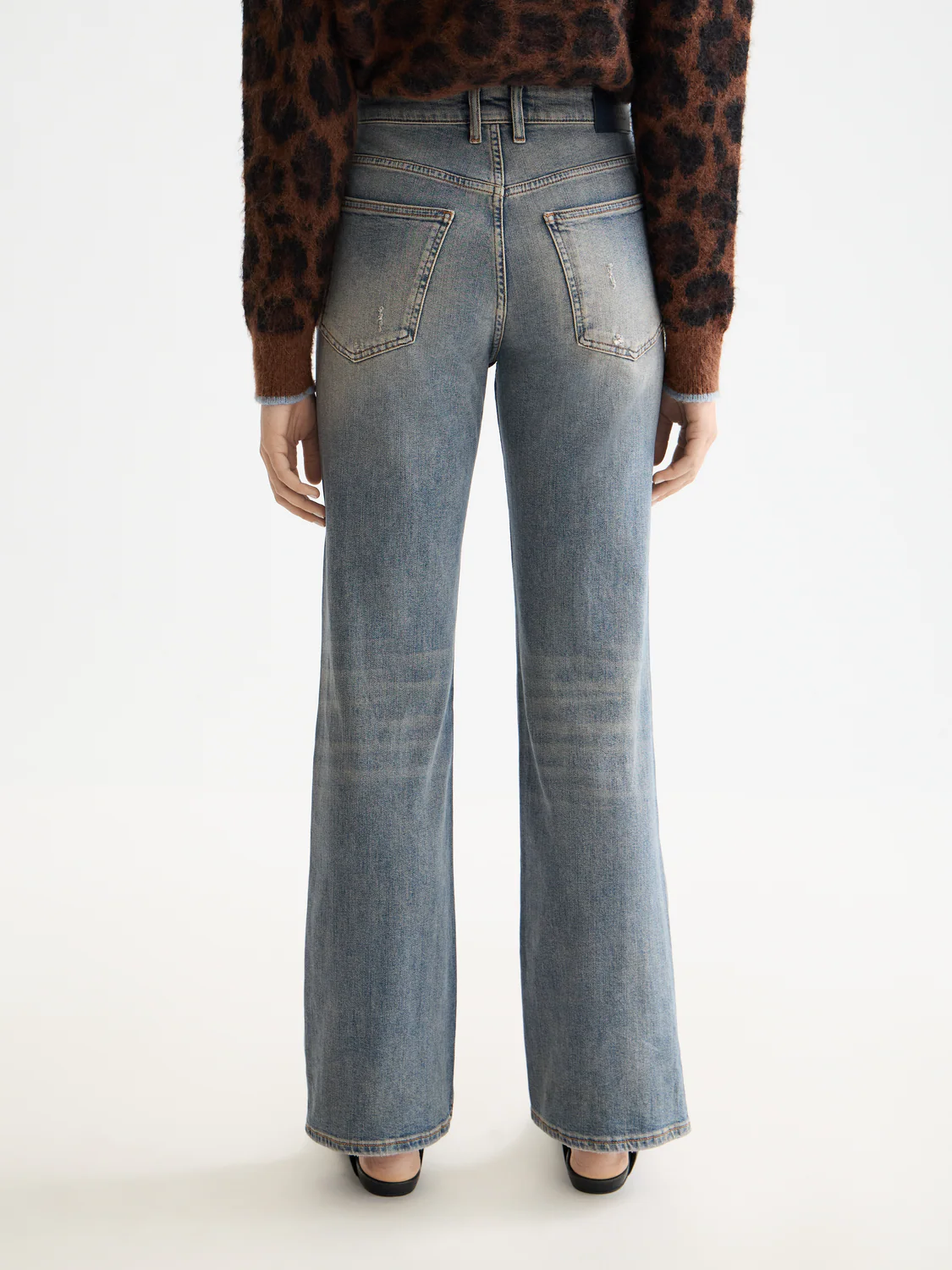 The Glow bootcut denim - Image 4