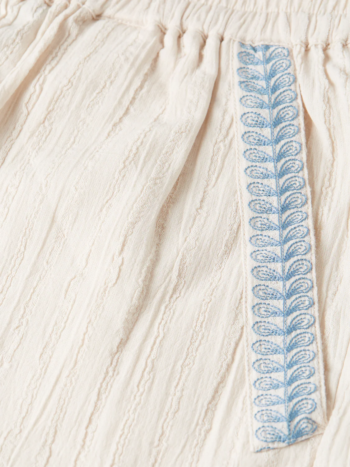 Embroidered cotton crepe shorts - Image 14